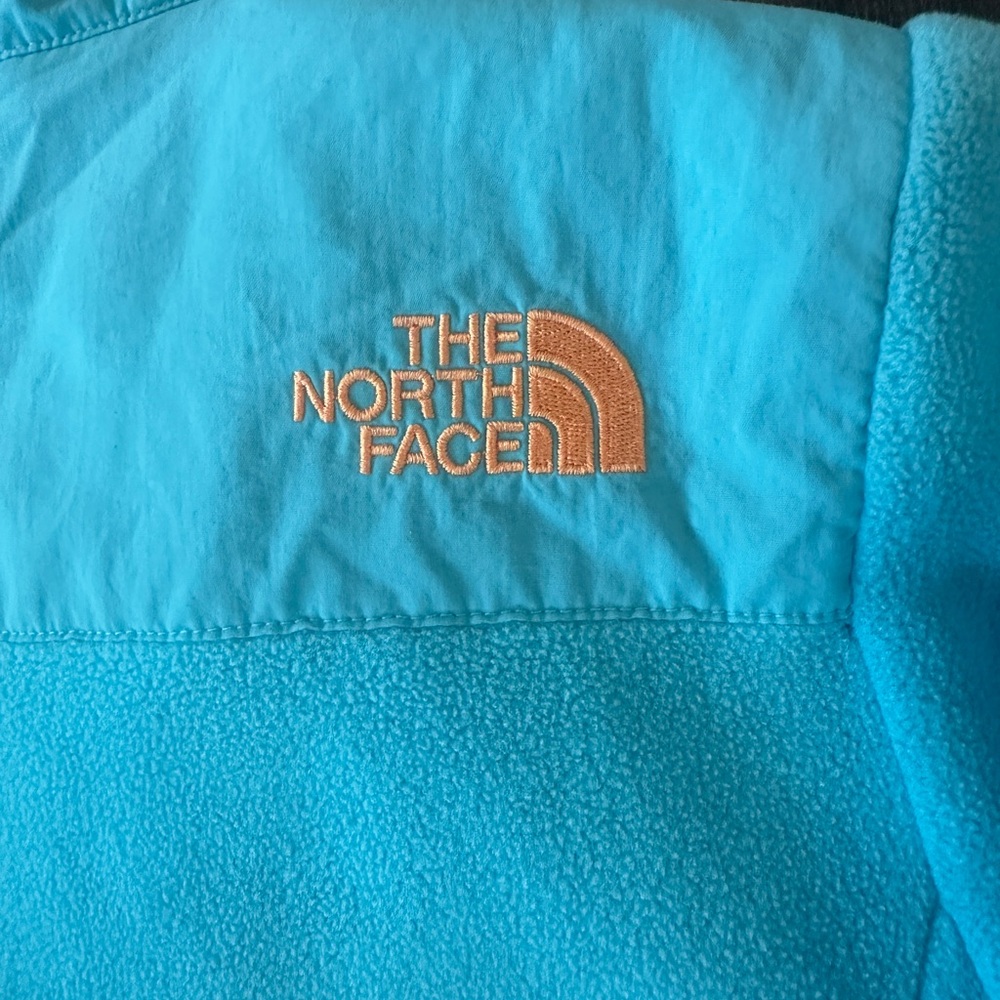 The North Face Big Girls’ Blue Denali Fleece Sweater – Size M (10/12) - Picture 8 of 13